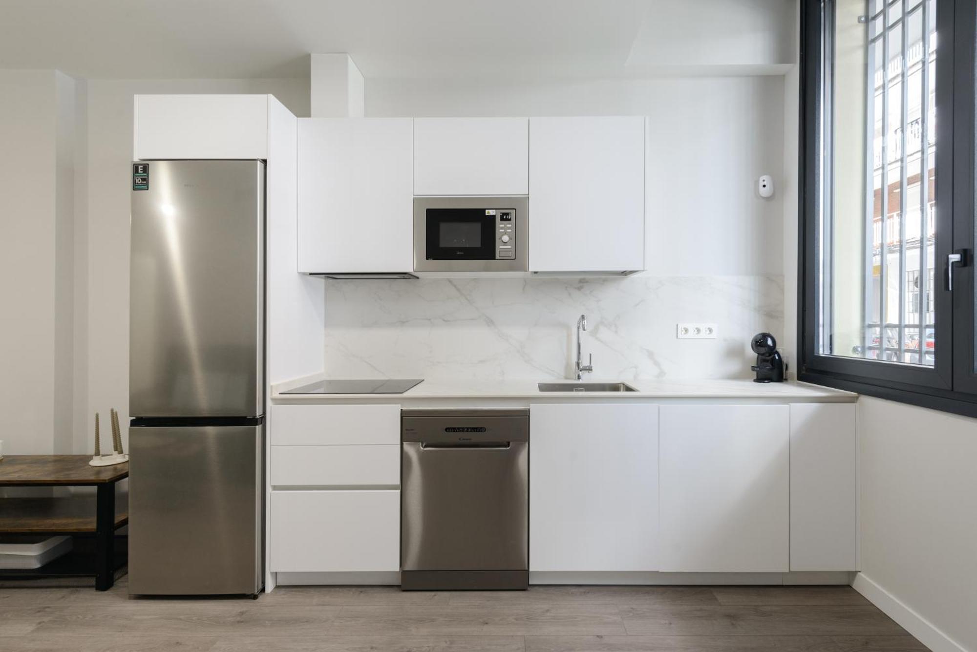 Torrejon Suites Torrejón de Ardoz Eksteriør bilde